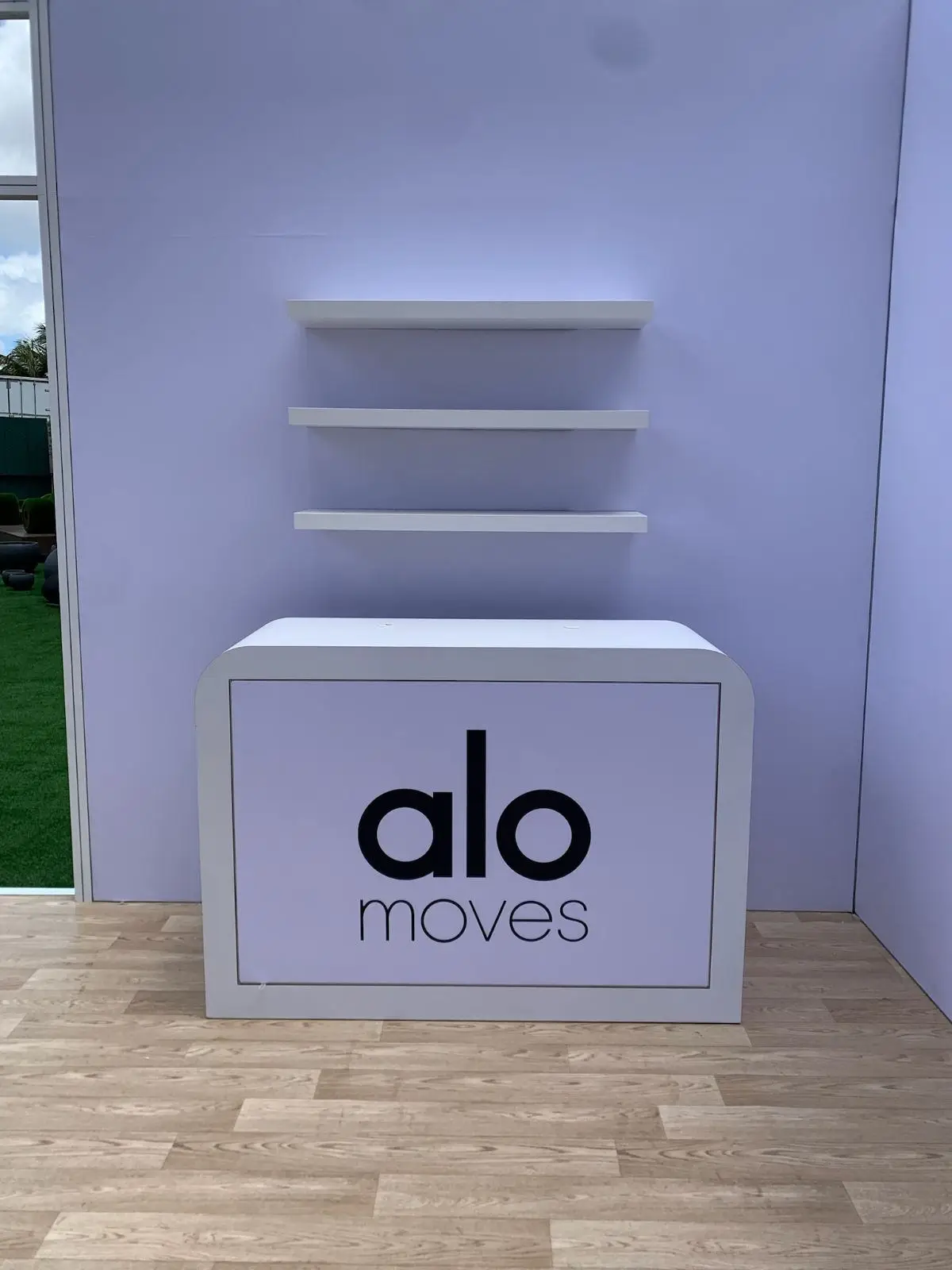 Alo
